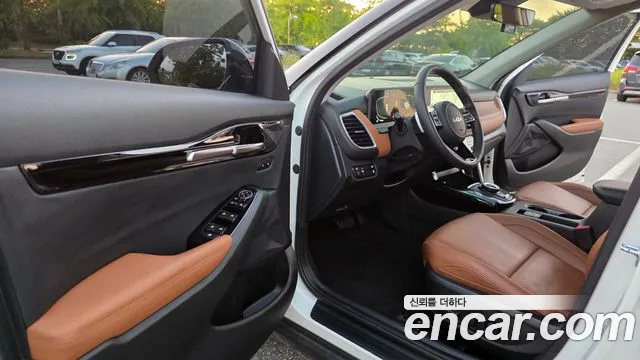 Kia Seltos Бензин 1.6 турбо 2WD — Фото автомобиля 11