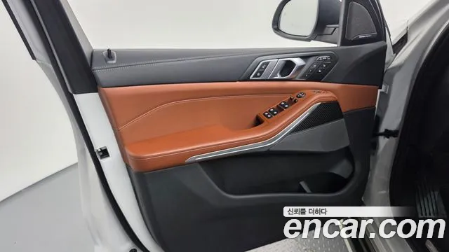 BMW X7 — Фото автомобиля 21