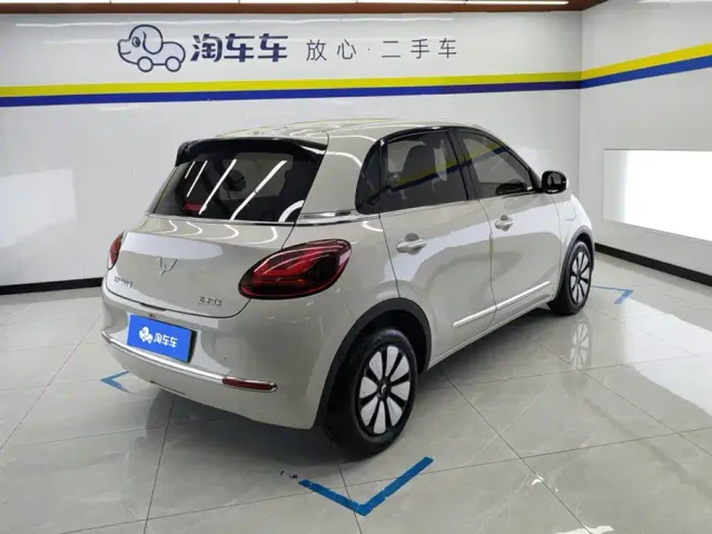 Wuling Bingo — Фото автомобиля 3