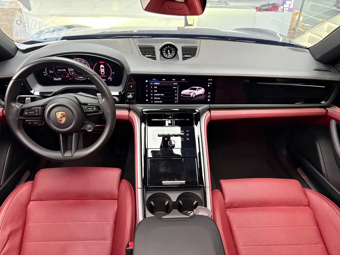 Porsche Panamera 2024 Panamera Executive Long Wheelbase 2.9T — Фото автомобиля 11