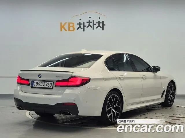 BMW 5 Series G30 — Фото автомобиля 3