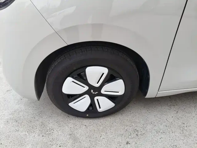 Wuling Hongguang Mini EV — Фото автомобиля 22