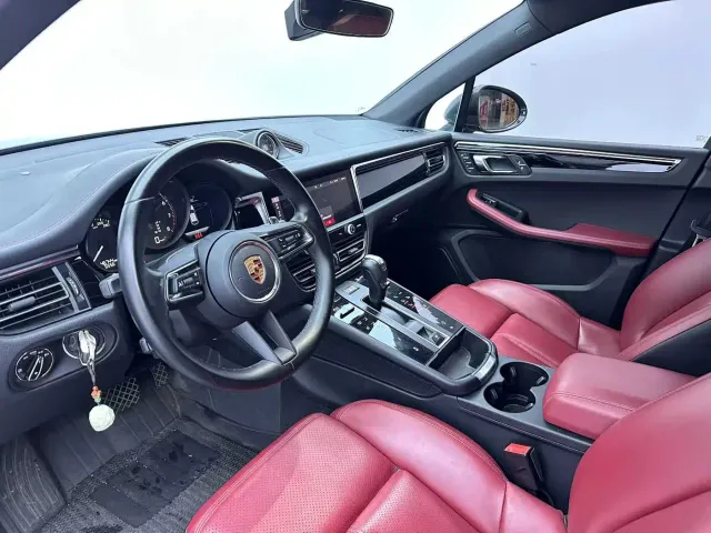 Porsche Macan — Фото автомобиля 4