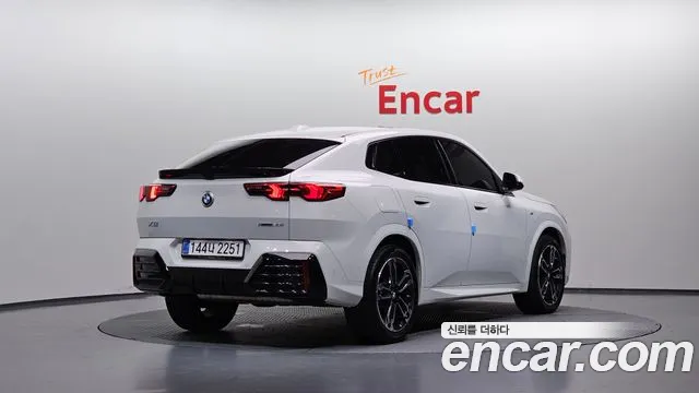 BMW X2 U10 — Фото автомобиля 2