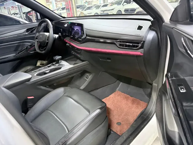 Changan X5 Plus — Фото автомобиля 20