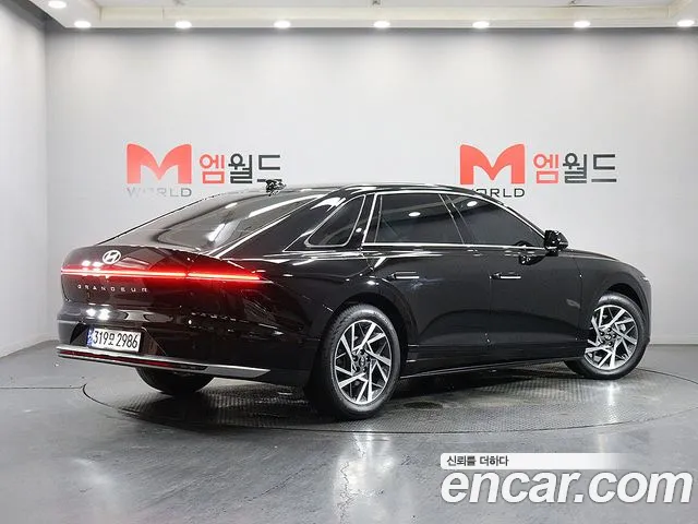 Hyundai Grandeur GN7 — Фото автомобиля 4