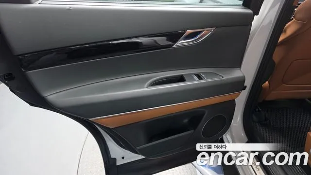Genesis GV80 — Фото автомобиля 14