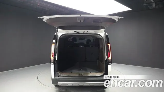 Kia PV5 — Фото автомобиля 20