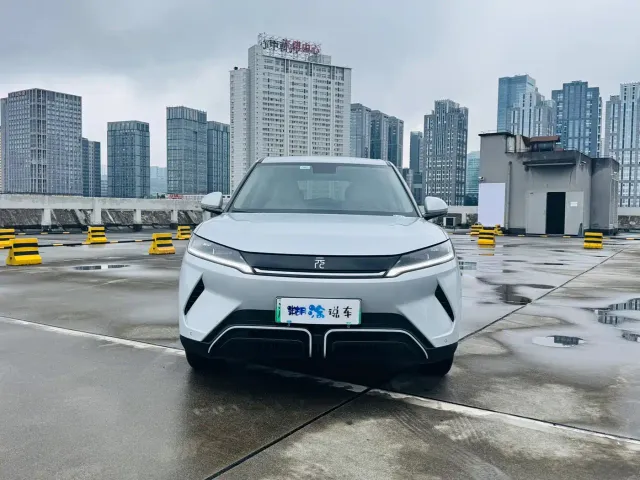 BYD Yuan UP — Фото автомобиля 2