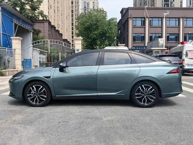 Xpeng P5 — Фото автомобиля 10