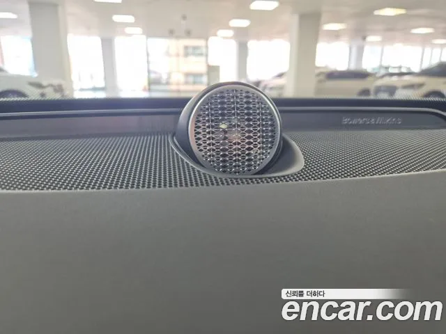 Volvo XC90 Generation 2 — Фото автомобиля 9