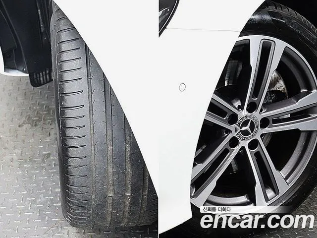 Mercedes-Benz E-Class — Фото автомобиля 5