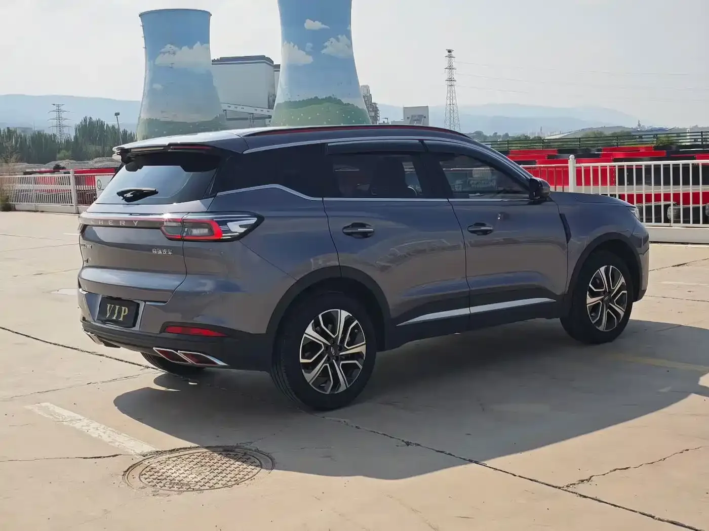 Chery Tiggo 7 PLUS 2023 1.6TGDI DCT Premium — Фото автомобиля 6