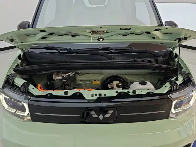 Wuling Hongguang Mini EV — Фото автомобиля 10