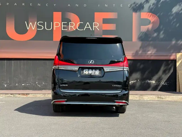 Toyota Vellfire — Фото автомобиля 4