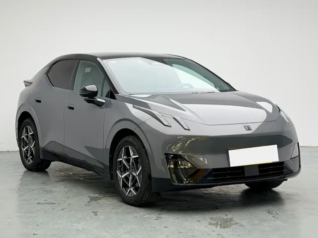 Lynk & Co Z20 — Фото автомобиля 2