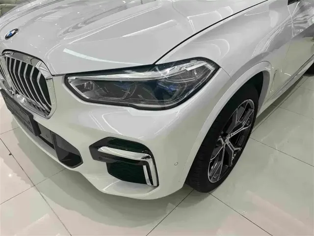 BMW X5 — Фото автомобиля 3