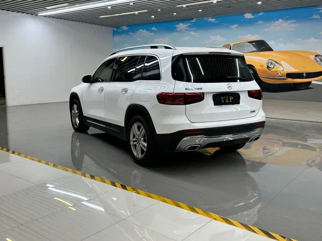 Mercedes-Benz GLB-Class — Фото автомобиля 4