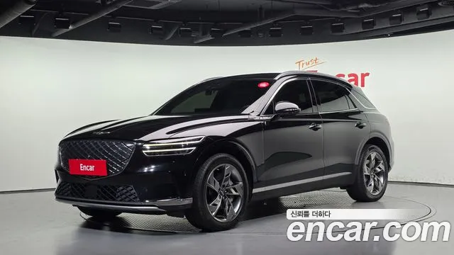 Фотография автомобиля — Genesis GV70 Electrified GV70