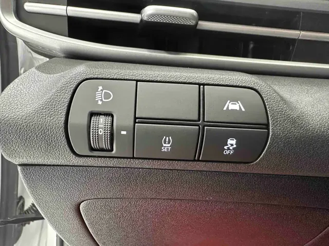 Hyundai Elantra — Фото автомобиля 12