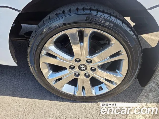 Hyundai Solati Solati 15 мест — Фото автомобиля 5