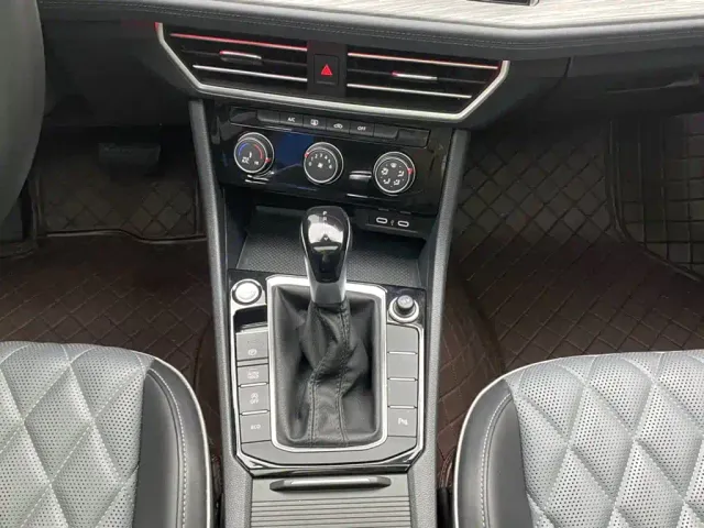 Volkswagen Sagitar — Фото автомобиля 20