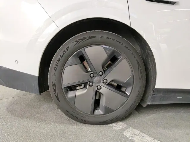Li Auto i6 — Фото автомобиля 18