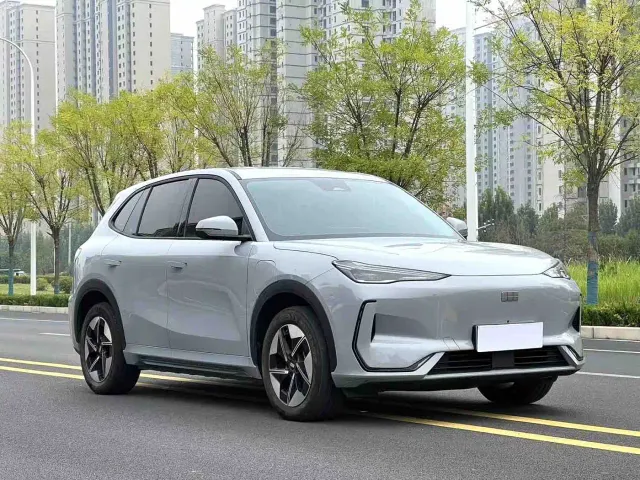 Geely Galaxy E5 — Фото автомобиля 3