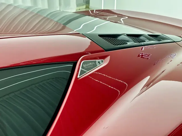 Lotus Emira — Фото автомобиля 13
