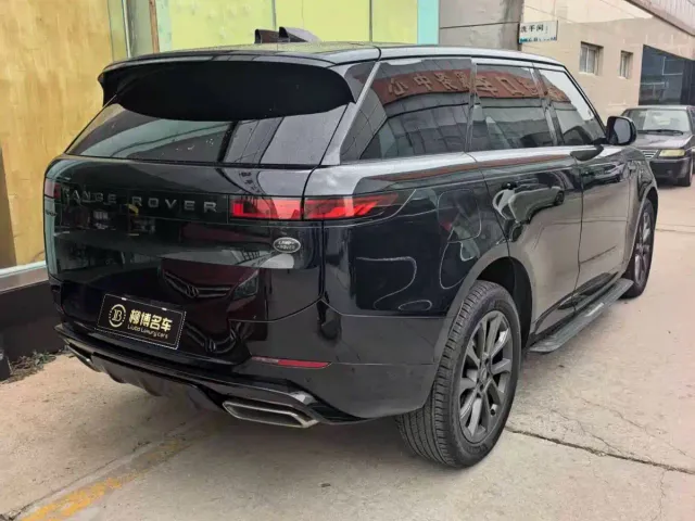 Land Rover Range Rover Sport — Фото автомобиля 4