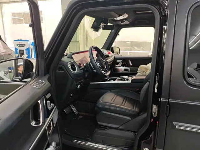 Mercedes-Benz G-Class — Фото автомобиля 9