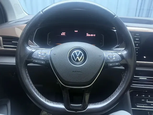 Volkswagen Tharu — Фото автомобиля 10