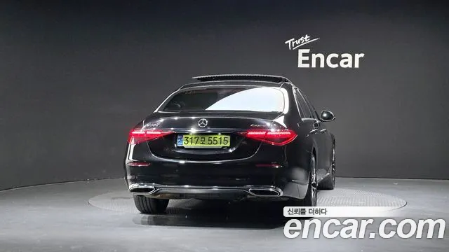 Mercedes-Benz S-Class — Фото автомобиля 3