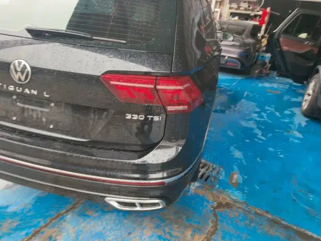 Volkswagen Tiguan L — Фото автомобиля 7