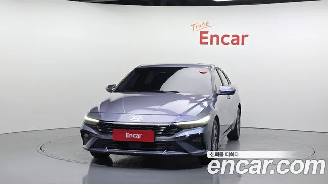 Hyundai AVANTE Новый Avante (CN7) — Фото автомобиля 3