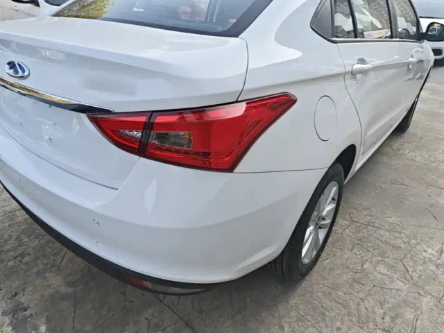 Chery Arrizo e — Фото автомобиля 7