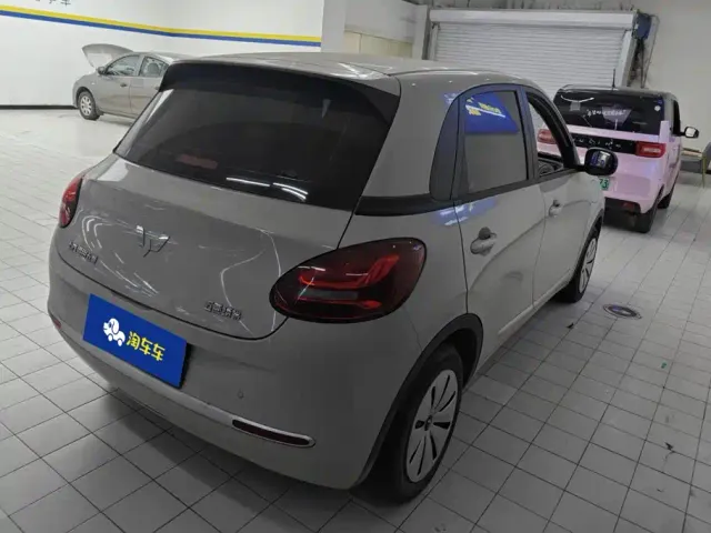 Wuling Bingo — Фото автомобиля 3