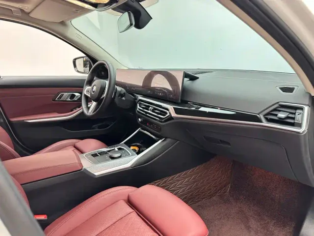 BMW 3 Series — Фото автомобиля 11
