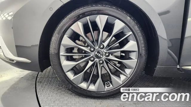 Kia K8 2.5 Бензин 2WD — Фото автомобиля 5