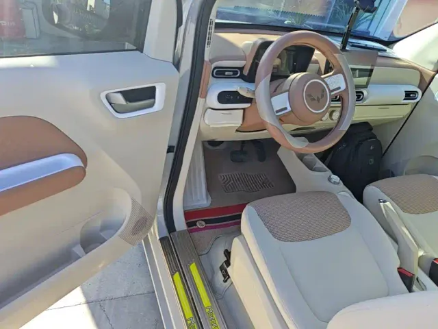 Wuling Hongguang Mini EV — Фото автомобиля 15
