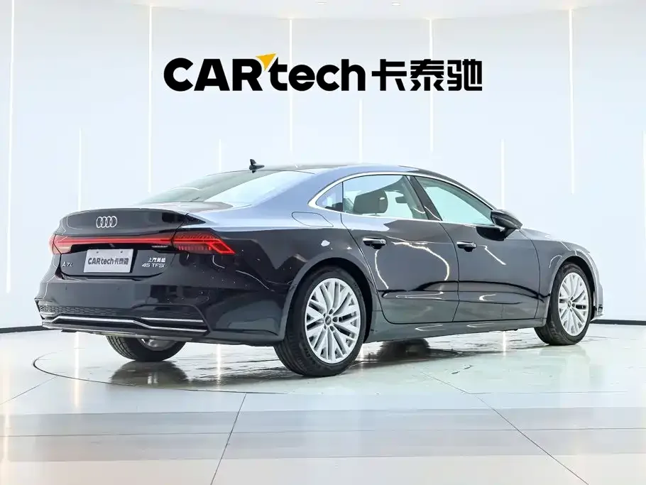 Audi Audi A7L 2024 45TFSI S-line Dream Edition Crystal Package — Фото автомобиля 4
