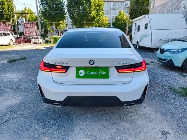 BMW 3 Series — Фото автомобиля 5
