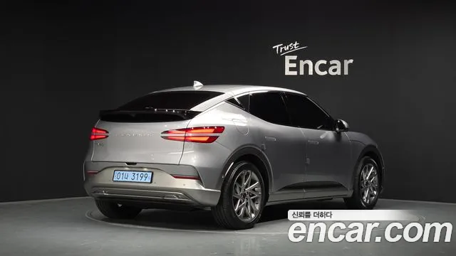 Genesis GV60 — Фото автомобиля 2