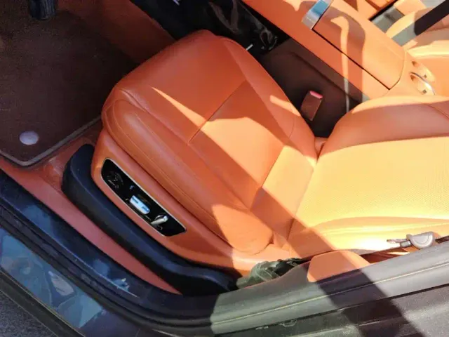 Li Auto L8 — Фото автомобиля 9