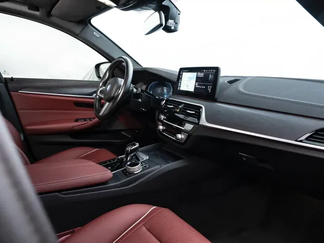 BMW 5 Series — Фото автомобиля 20