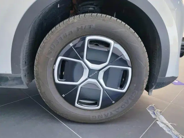 GAC Aion UT — Фото автомобиля 6