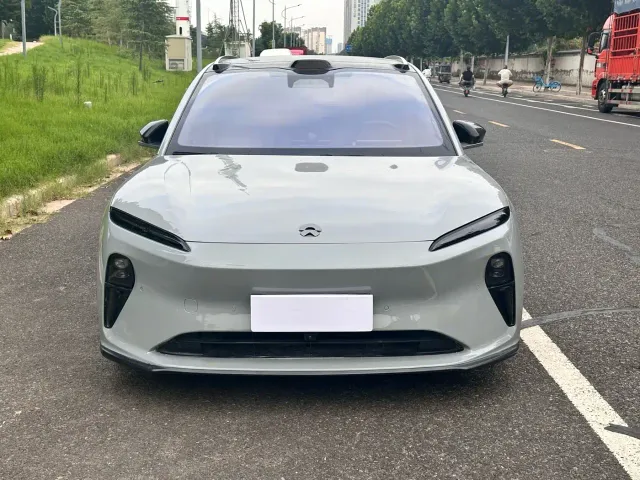 Nio ET5 Touring — Фото автомобиля 2