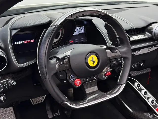 Ferrari 812 — Фото автомобиля 23
