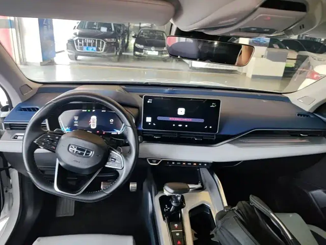 Geely Xingrui — Фото автомобиля 9