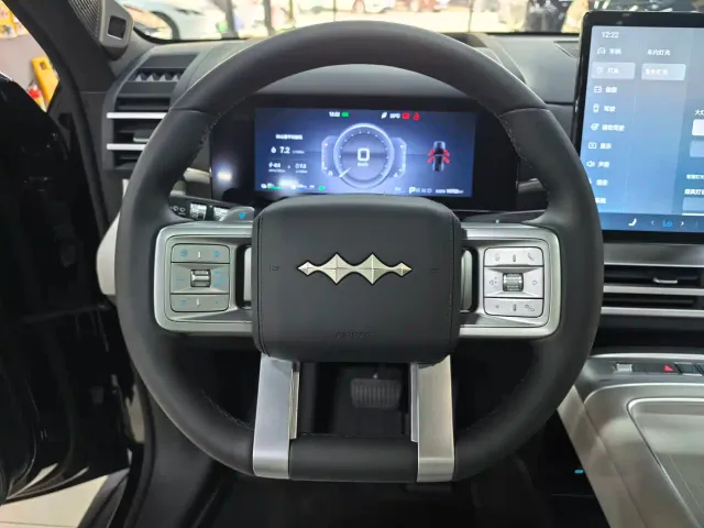 BYD FangChengBao Titanium 7 — Фото автомобиля 9